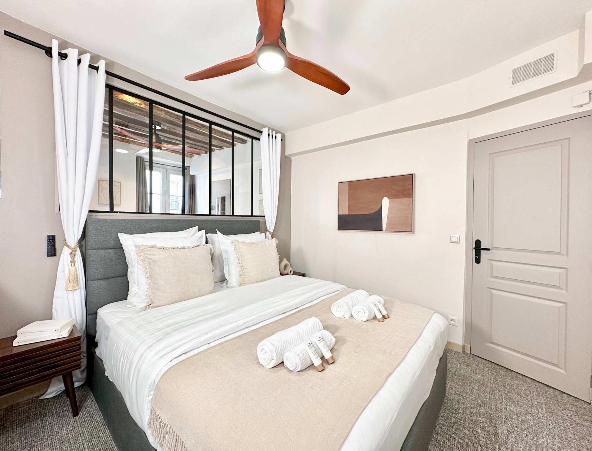 Brand New Apartment In Le Marais 파리 외부 사진